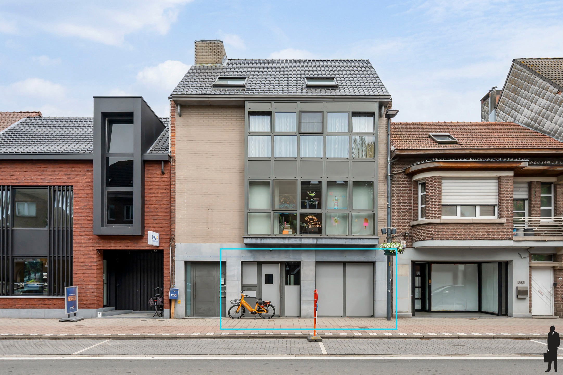 Commercial à vendre à Malle - photo 1