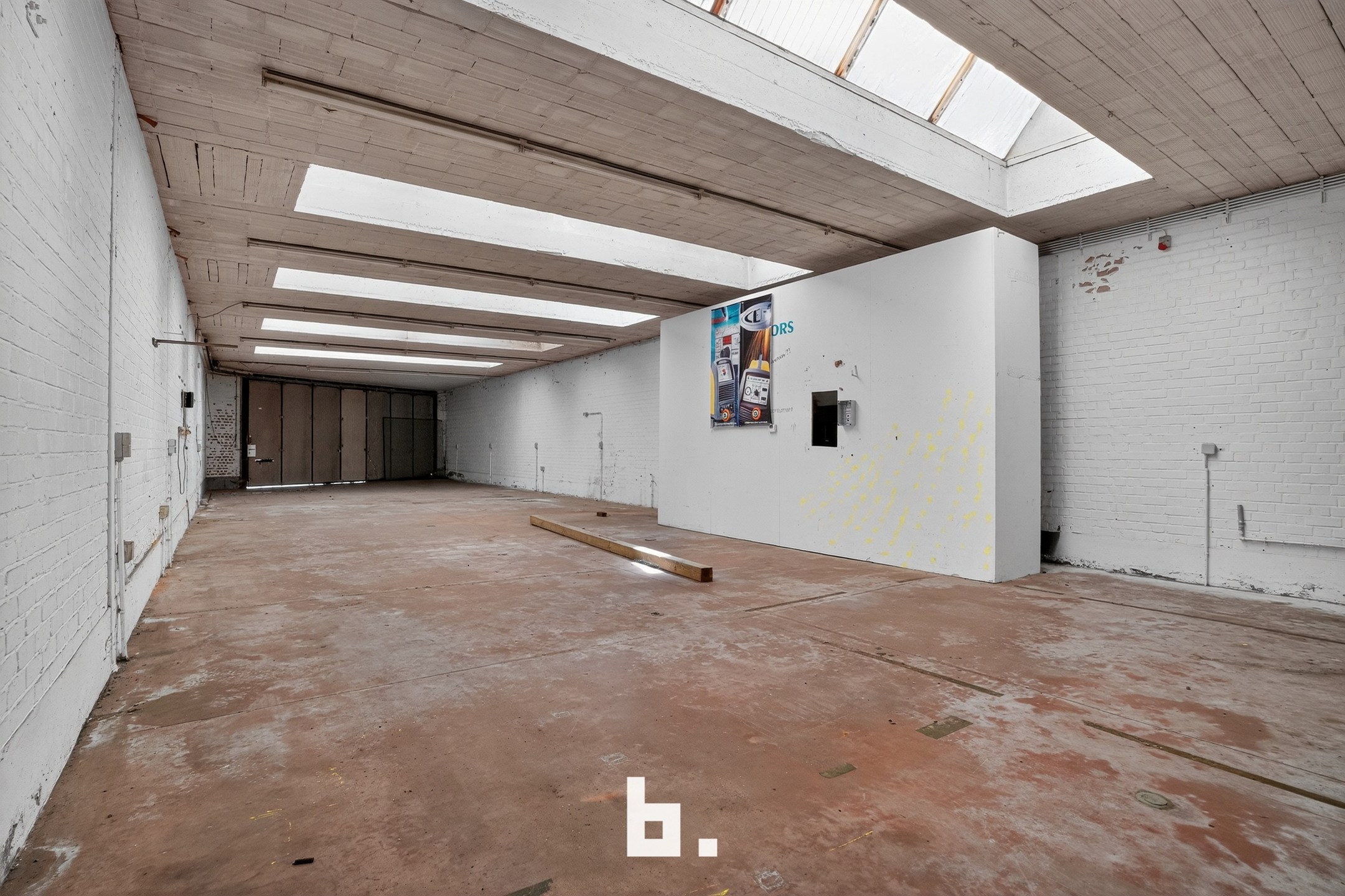 Magazijn te koop nabij het centrum van Roeselare – ca. 170 m² - foto 5