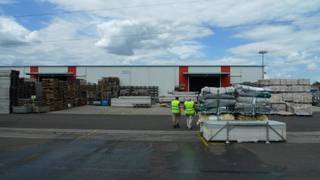 <p>Uitzonderlijke beleggingseigendom bestaande uit industrieel gebouw met werk- en productieruimte, kantoren en archief.<br />Gelegen in het industrieterrein Kanaal Noord op terrein van 27.119m². <br />Huuropbrengst € 381.615,00 per jaar, geïndexeerd. <br />Onroerende voorheffing ten laste van de huurder. <br />Bezichtigen na afspraak via ons kantoor.</p>