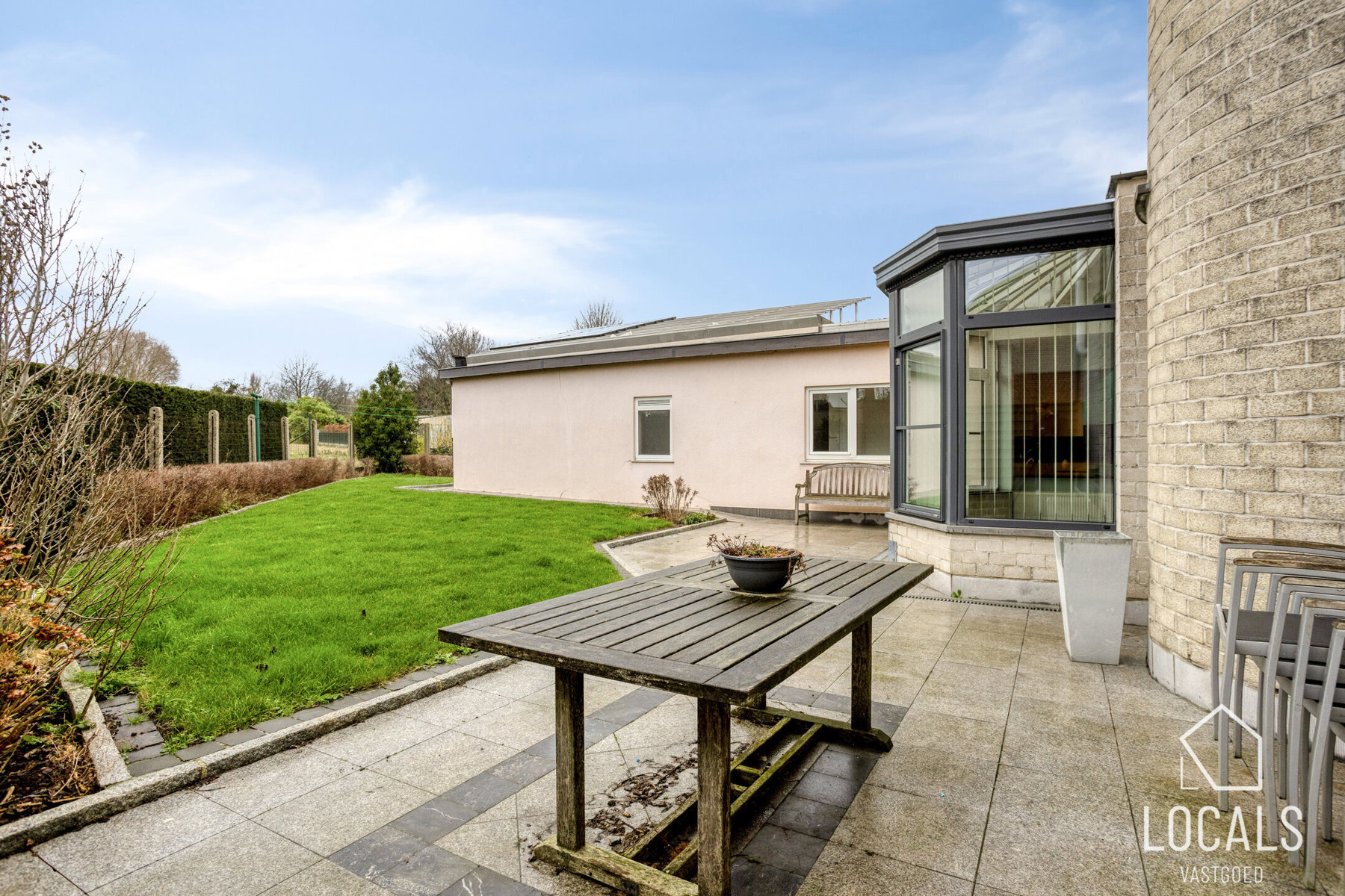 Ruime gezinswoning op centrale ligging in Haaltert - foto 2