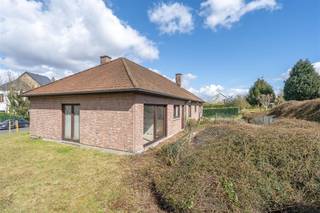 Century21ImmoNero stelt voor: BOD DOEN VANAF 409.000 €: VERKOOPSPROCEDURE: U kan een bod uitbrengen aan minimum de vraagprijs onder gesloten...