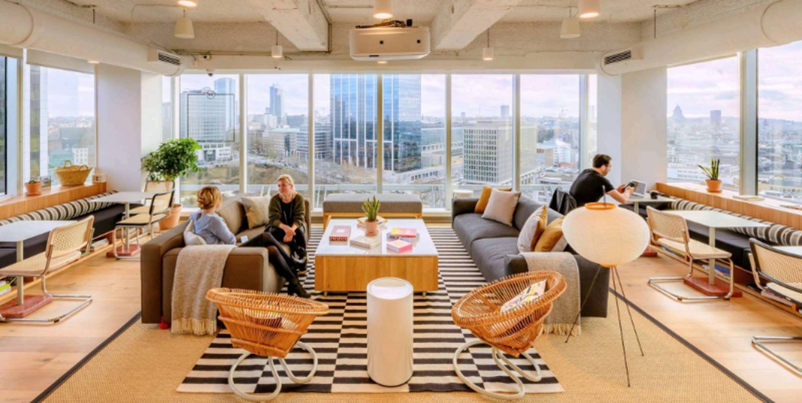 Commercial for rent in Saint-Josse-ten-Noode - photo 2