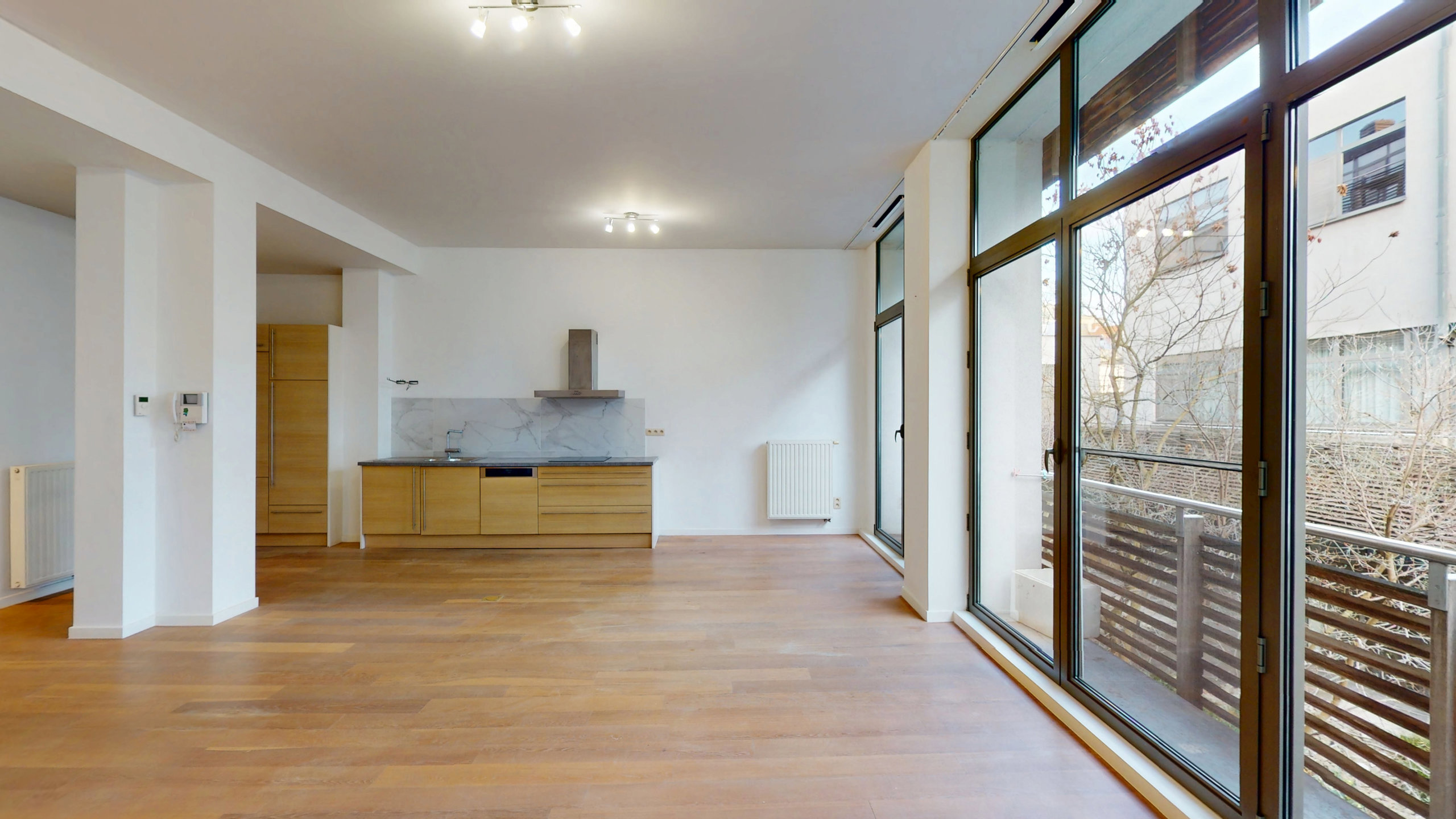 ANTWERPEN - CENTRUM  - Ruim drie slaapkamer appartement  - foto 4