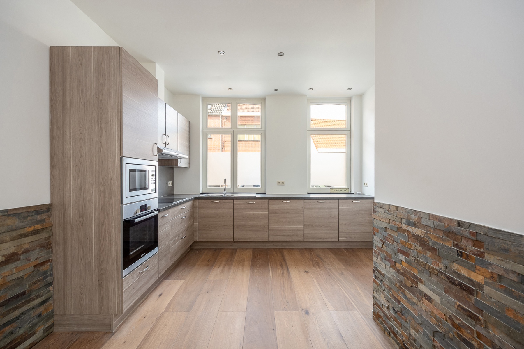 INSTAPKLARE WONING MET VERRASSENDE DETAILS - foto 4
