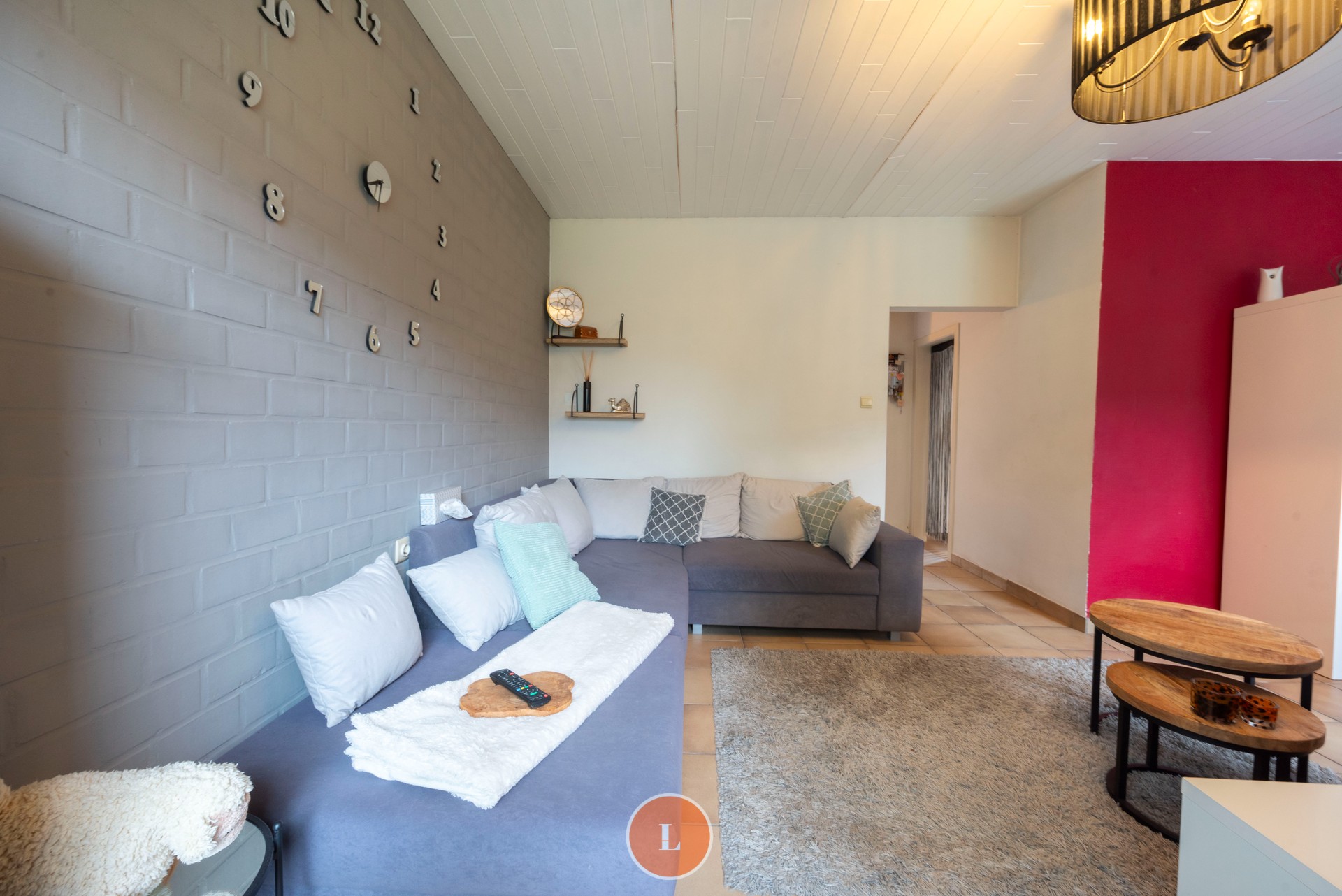 Instapklare woning met 2 slaapkamers, gezellige tuin en garage. - photo 2