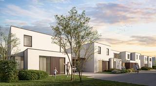 Ontdek een uniek nieuwbouwproject te koop in Stene, waar rust, ruimte en moderne woonkwaliteit samenkomen in een groene omgeving.<br /><br />In de Kolgansstraat in Stene wordt een voormalige hoevesite herontwikkeld tot een harmonieus geheel van 17 instapklare woningen. Dit project biedt een gevarieerd aanbod van open, halfopen en gesloten bebouwing, telkens ontworpen met oog voor licht, comfort en duurzaamheid. Elke ruime woning beschikt over een open leefruimte met grote glaspartijen die zorgen voor een maximale lichtinval en een directe connectie met de tuin of het terras. De eigendommen omvatten drie volwaardige slaapkamers en een ruime badkamer, ideaal voor wie op zoek is naar een hedendaagse gezinswoning in Stene. Dankzij de combinatie van zonnepanelen, warmtepomp en vloerverwarming geniet u van energiezuinig wonen met lage verbruikskosten. De rustige, residentiële ligging in Stene, nabij het centrum van Oostende, garandeert een topligging met vlotte bereikbaarheid en alle voorzieningen binnen handbereik. <br /><br />De prijzen starten vanaf 390.000 euro (excl. kosten), met bovendien de mogelijkheid tot aankoop aan 6% btw onder de geldende voorwaarden.<br /><br />Prijzen vanaf 390.000 euro exclusief BTW (zijnde 420.409,40 euro inclusief 6% BTW ofwel 466.906,52 euro inclusief 21% BTW).<br /><br />Plan uw bezoek en ontdek dit toekomstgerichte project in Stene via Immo Francois. Met een sterke aanwezigheid in Oostende, Brugge en de volledige kustregio begeleiden wij u professioneel bij uw aankoop.<br /><br />