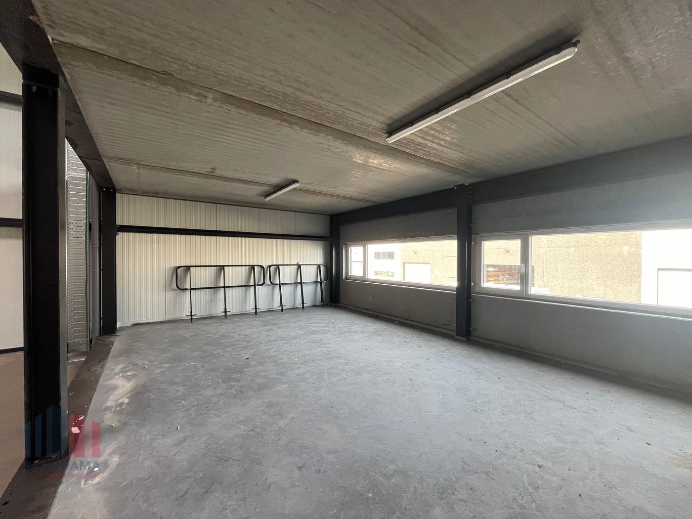 Unité PME nouvellement construite de 490 m² près du R4 - photo 3