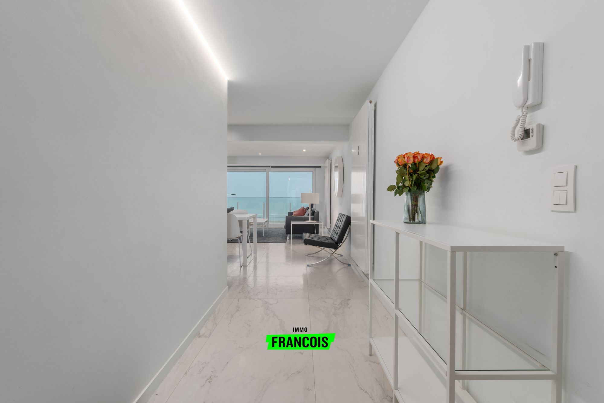 PRACHTIG APPARTEMENT MET FRONTAAL ZEEZICHT te Sint-Idesbald - foto 5