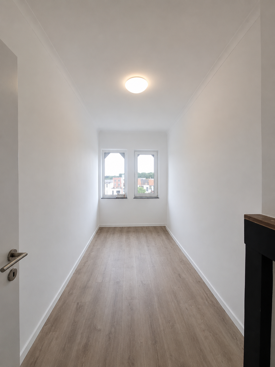 Volledig Gerenoveerd Appartement Met 2 Slpk In Deurne! - foto 3