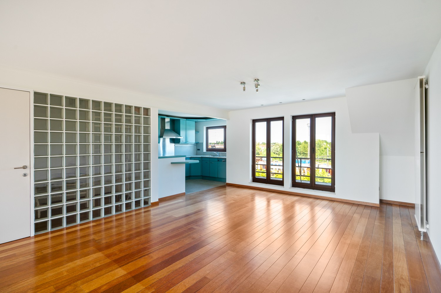 Triplex penthouse met 3 slaapkamers, ruim zonneterras en garagebox te Lier - foto 2