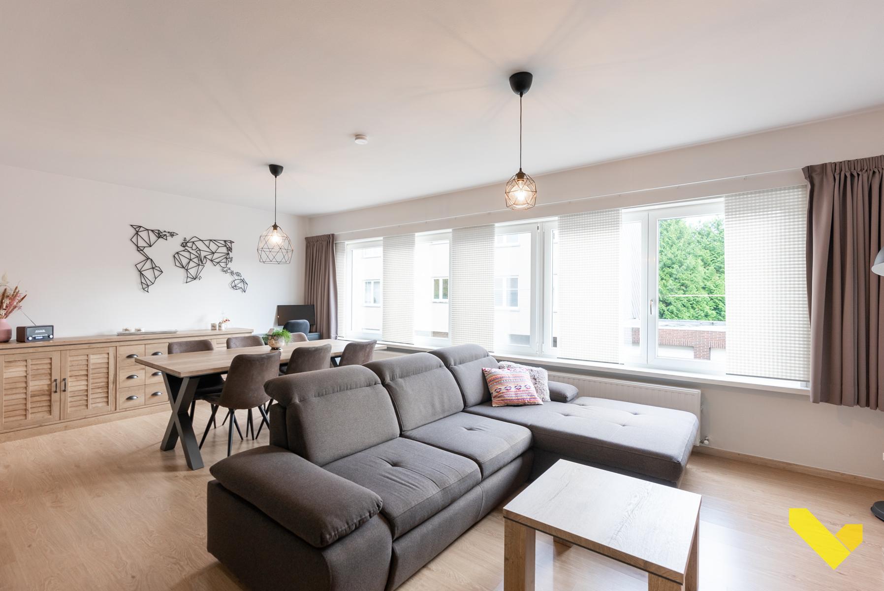 Mooi gerenoveerd appartement met 2 slaapkamers en garage.  - foto 4