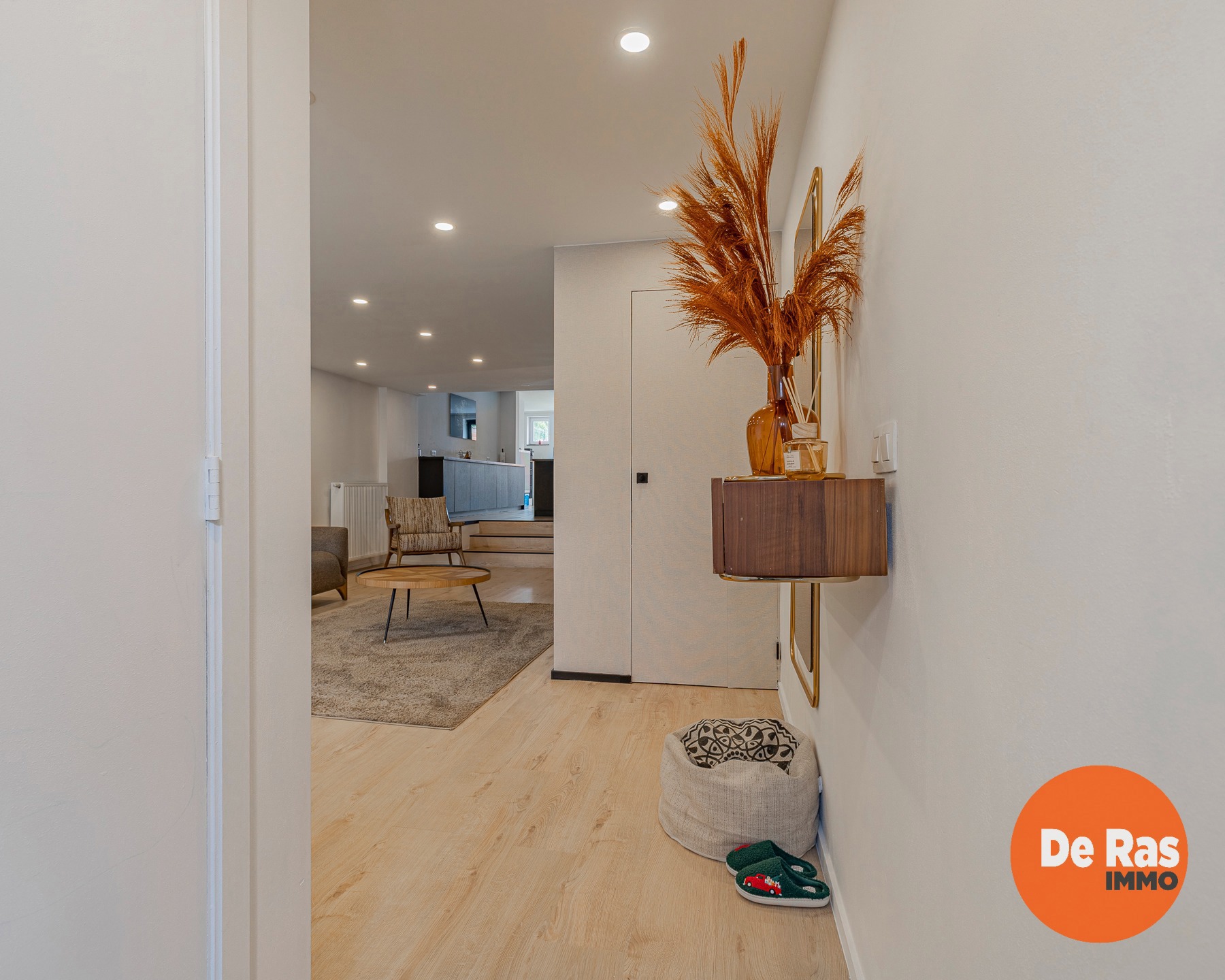 NIEUWERKERKEN– Gerenoveerde woning met 3 slk's, tuin, garage - foto 4