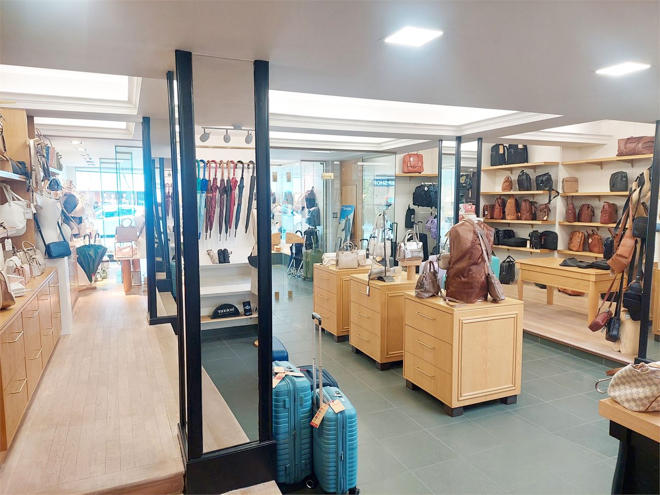 Commercial for rent in Geel - photo 3