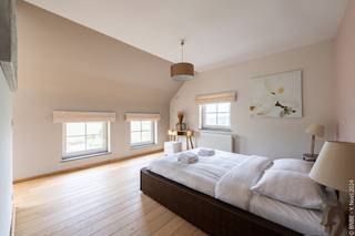 Gelegen in het hart van de Coteaux-wijngaard in Villers-la-Ville maakt deze kamer van 19 m² op de eerste verdieping deel uit van een...