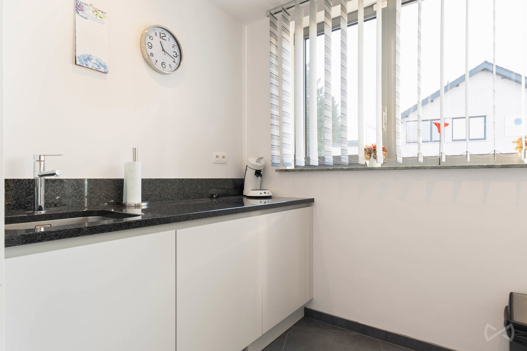 Commercial for rent in Leuven - photo 5