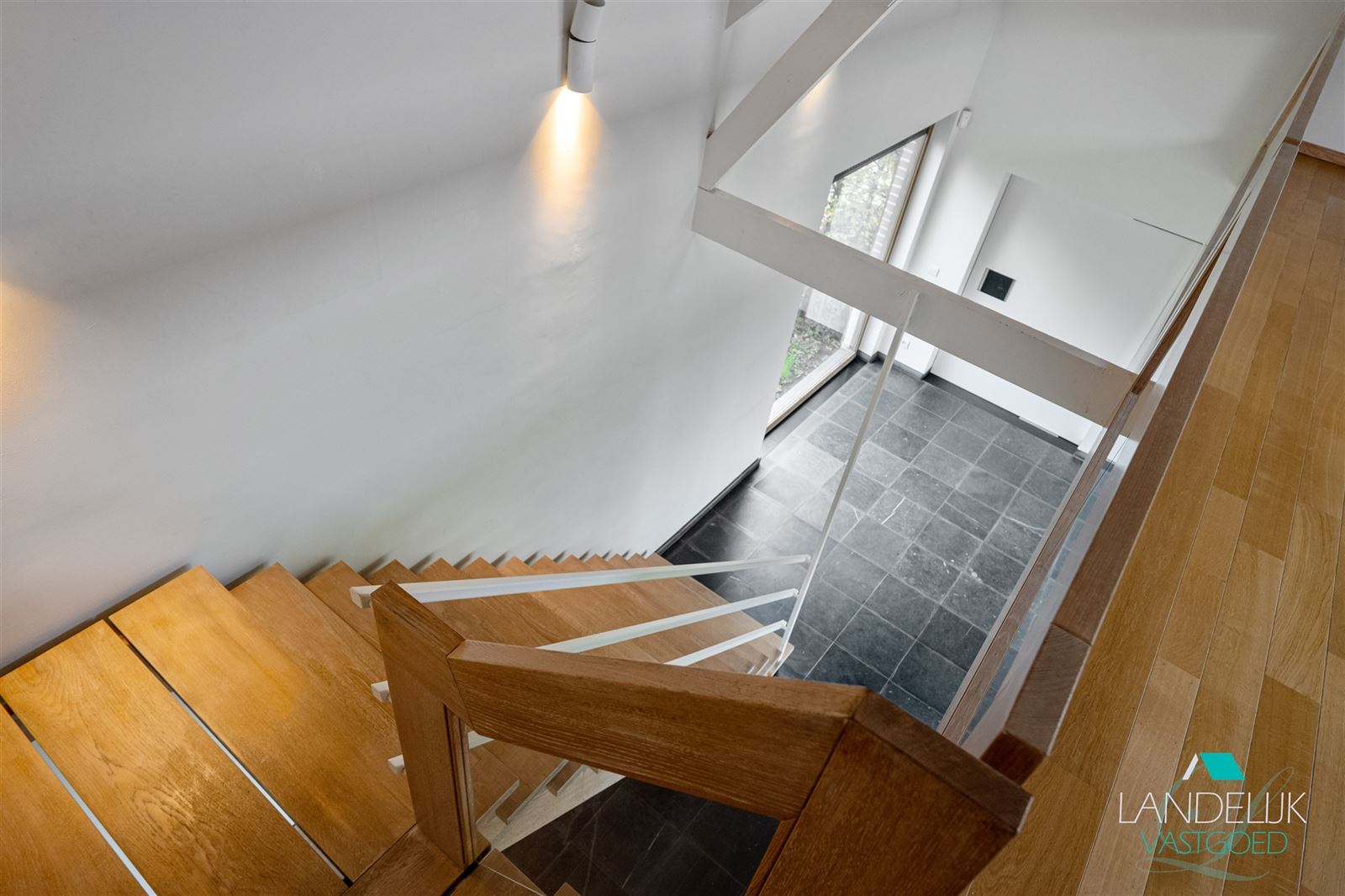 Charmant landhuis met uitzonderlijk landelijke ligging  - foto 3