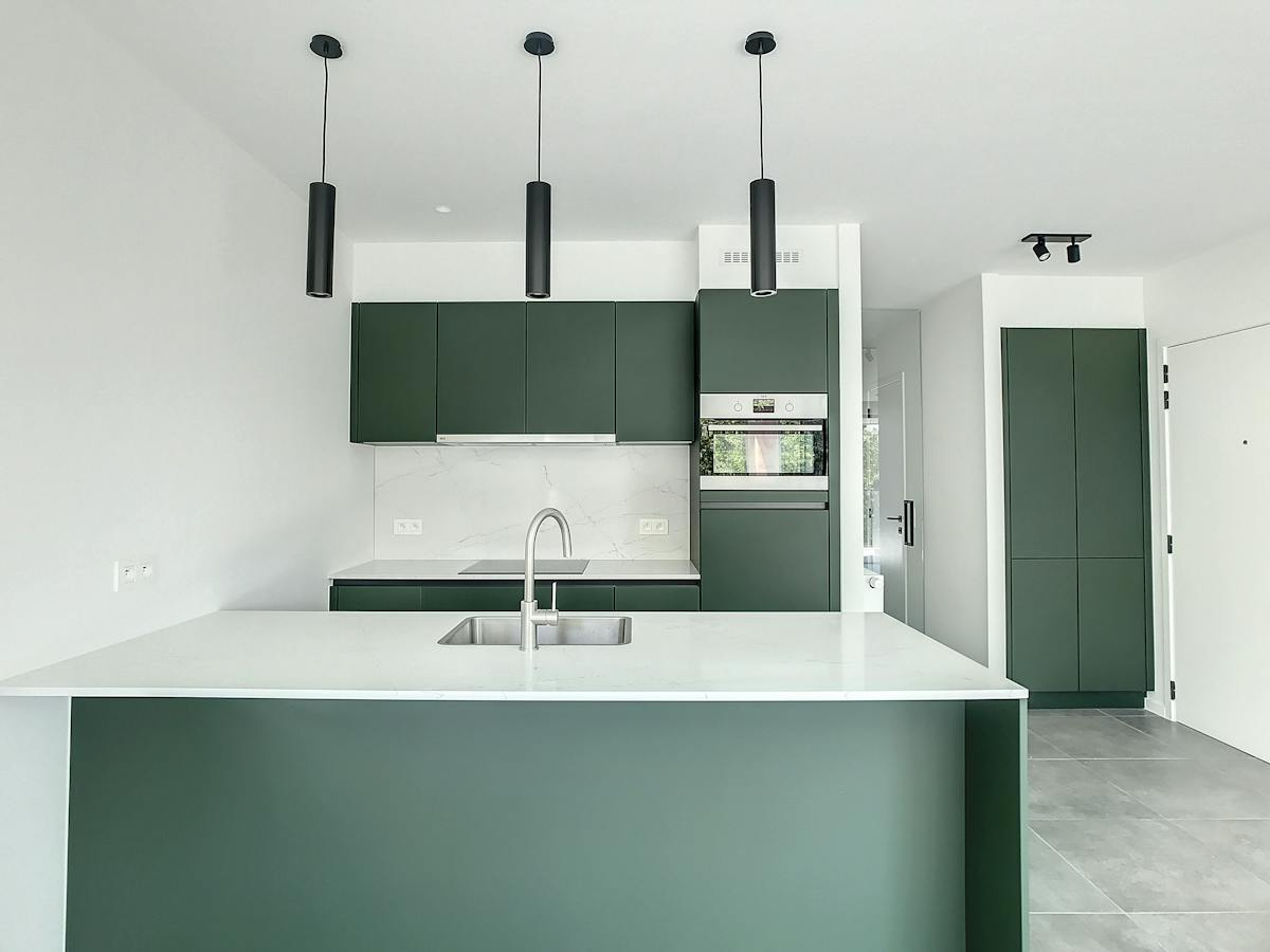 Appartement récemment construit dans le centre de Wielsbeke à louer - photo 5