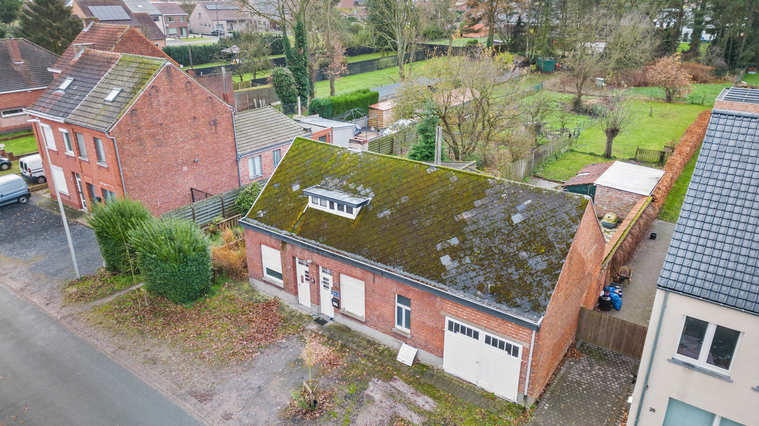 Te renoveren HOB (links) op mooi stuk grond in LEOPOLDSBURG - foto 4