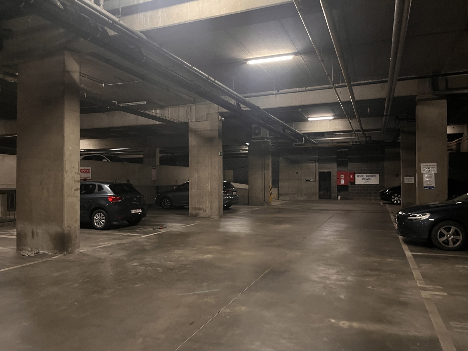 Centraal gelegen ondergrondse staanplaats - foto 5