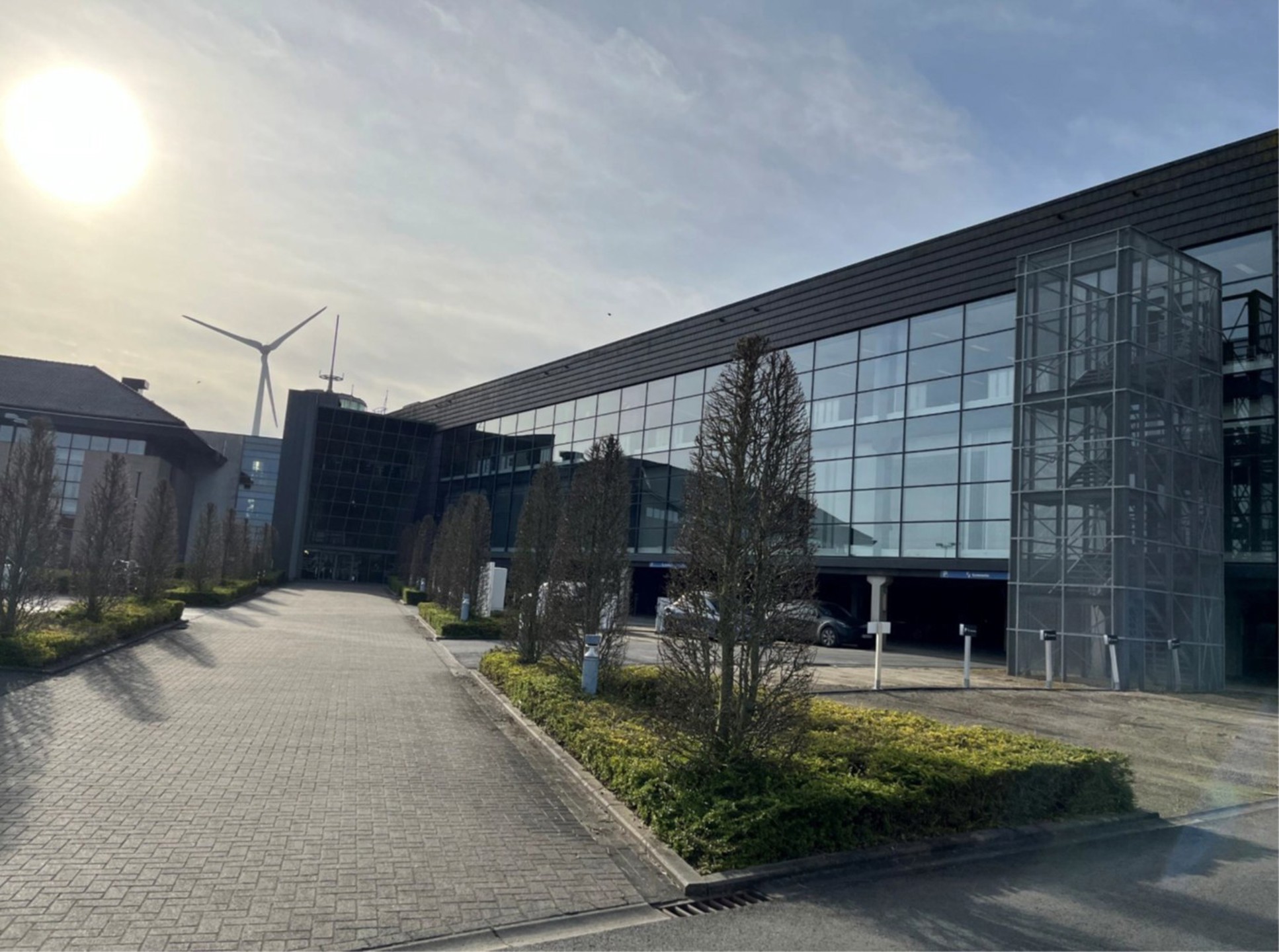 Kantoorruimte  te huur : 177 m² op de 2de  verdieping. - foto 4