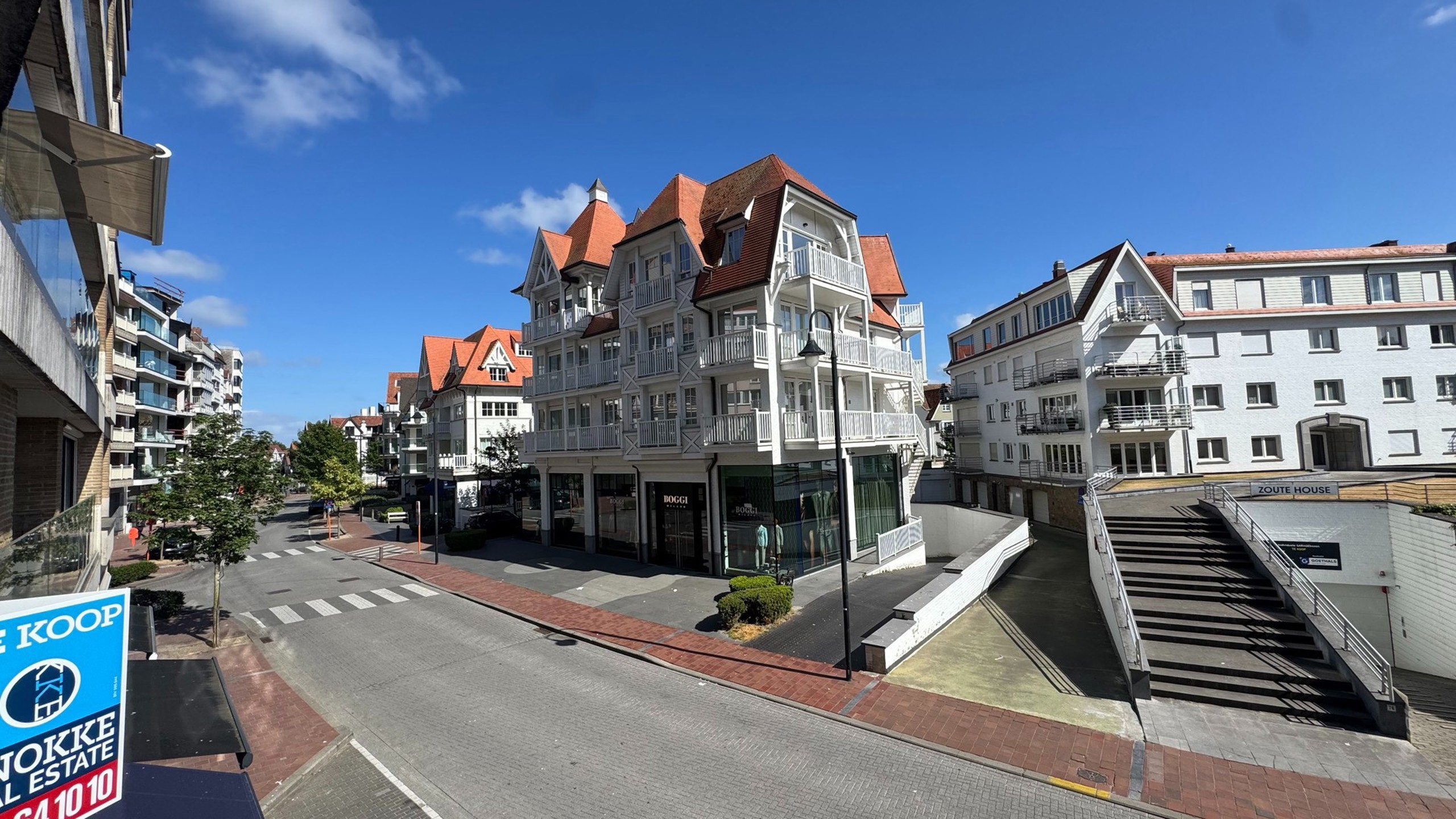 Hedendaags appartement genietend van een open zicht, centraal gelegen op de Kustlaan in het Zoute. - foto 4