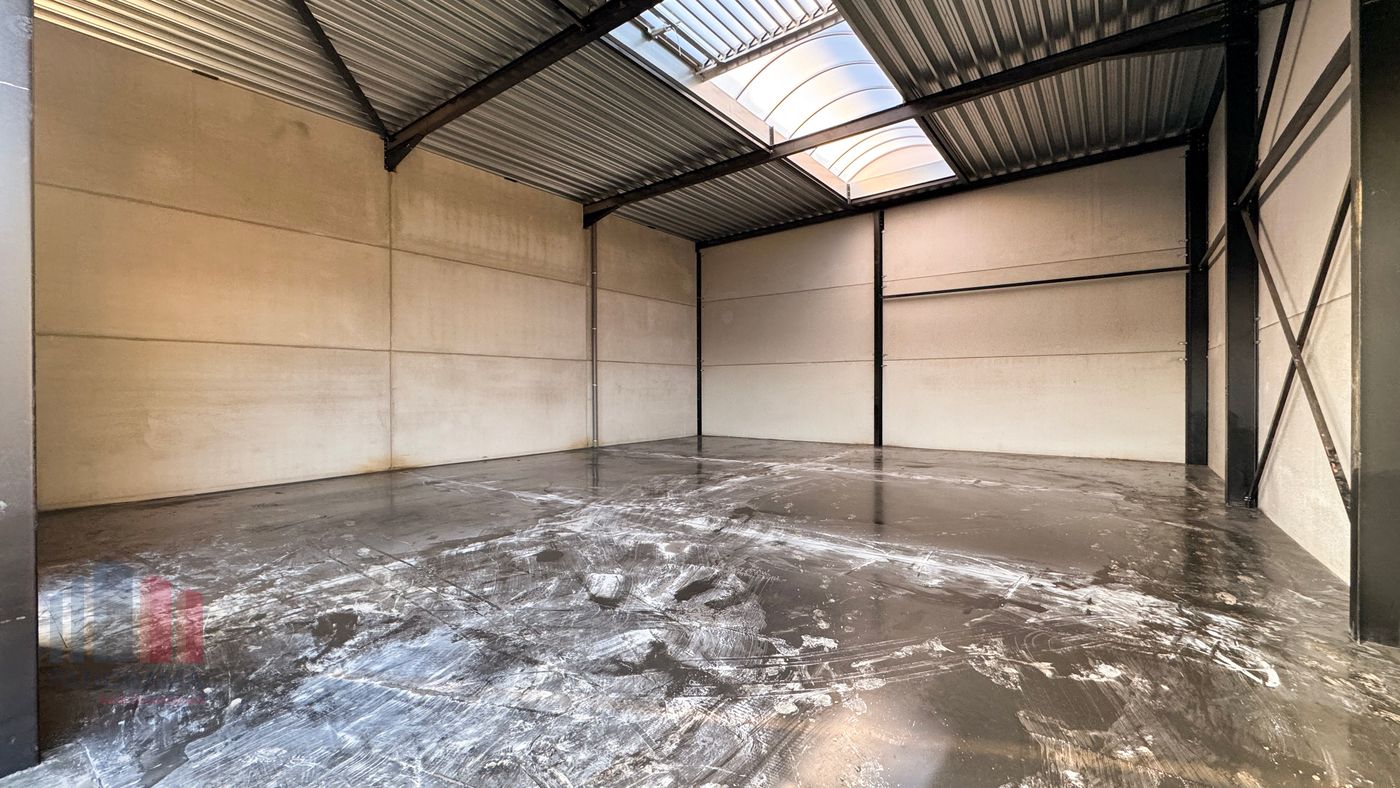 Nouvelle construction d'un local commercial de 202 m² à Zellik - photo 5