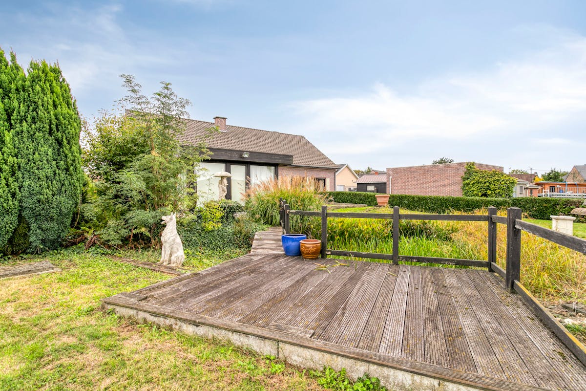 Gelijkvloers huis op ruim perceel te koop in Waregem - foto 2