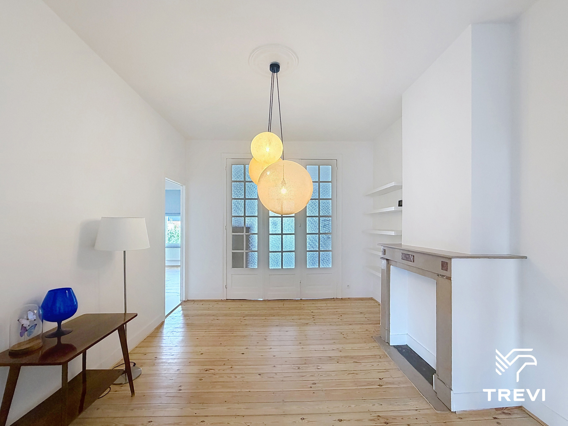 Charmant, onlangs gerenoveerd appartement met 2 slaapkamers - foto 3