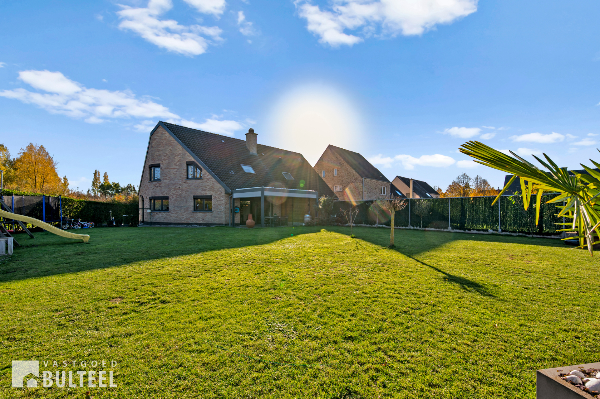 Instapklare energiezuinige woning met grote tuin in Tielrode! - foto 2