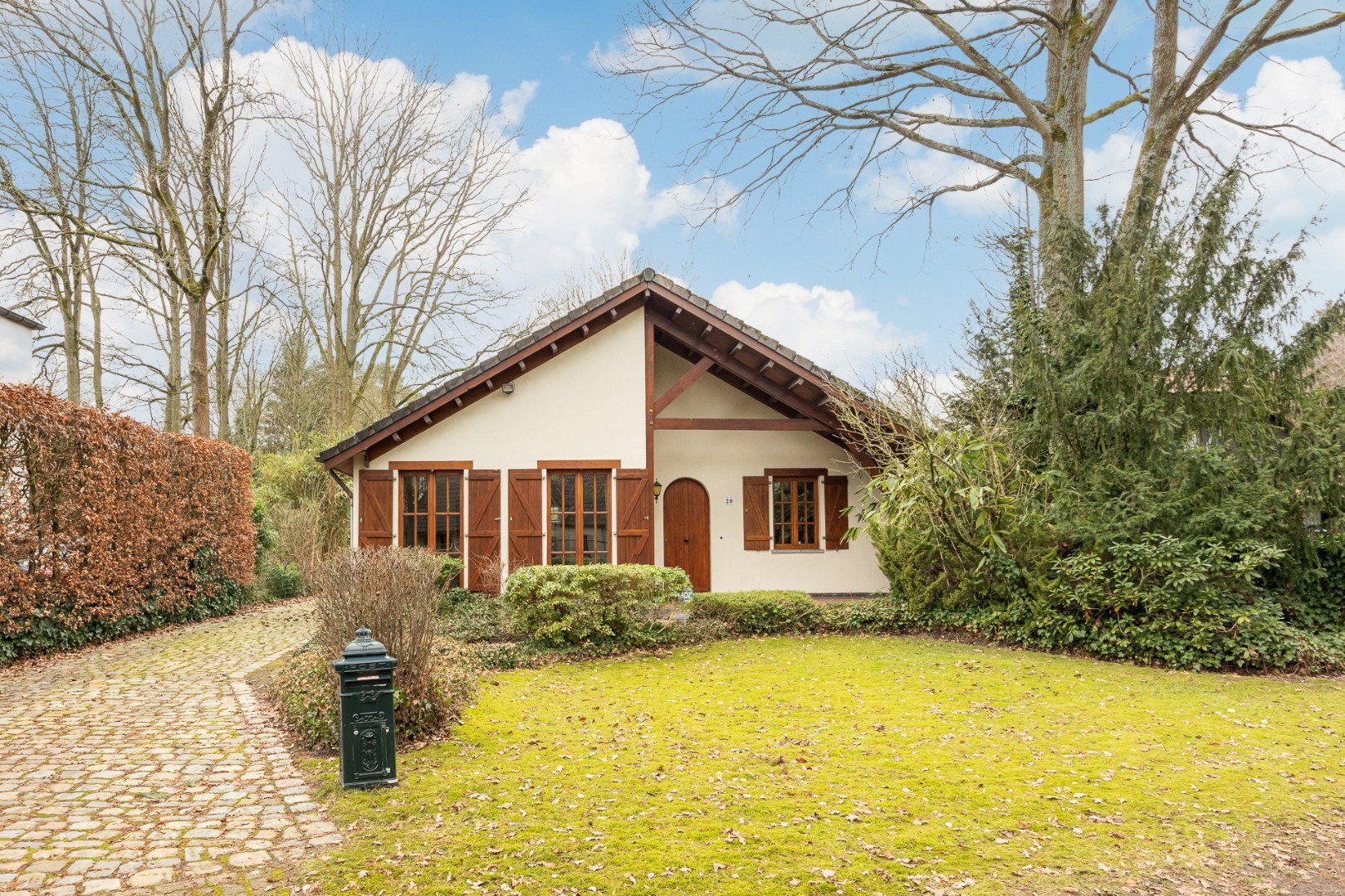 Instapklare gelijkvloers woning in het groen op een West-perceel van  626 m² - foto 2