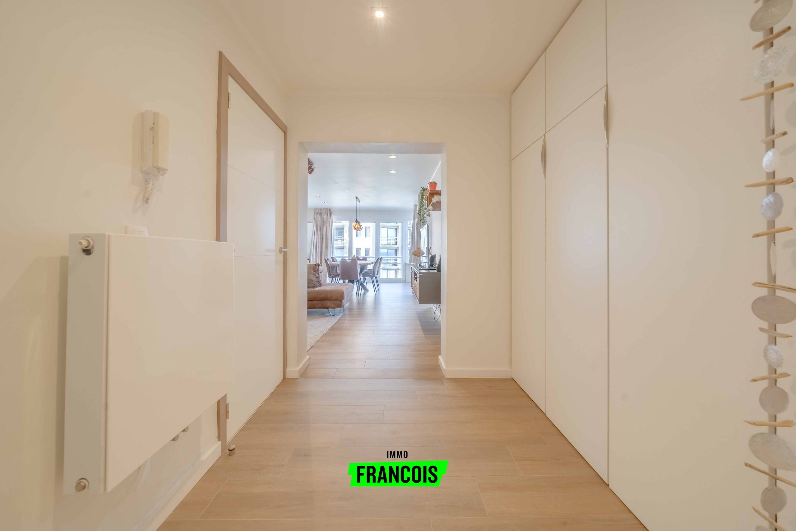 Instapklaar hoekappartement met prachtig zeezicht in Raversijde (Oostende) - foto 4