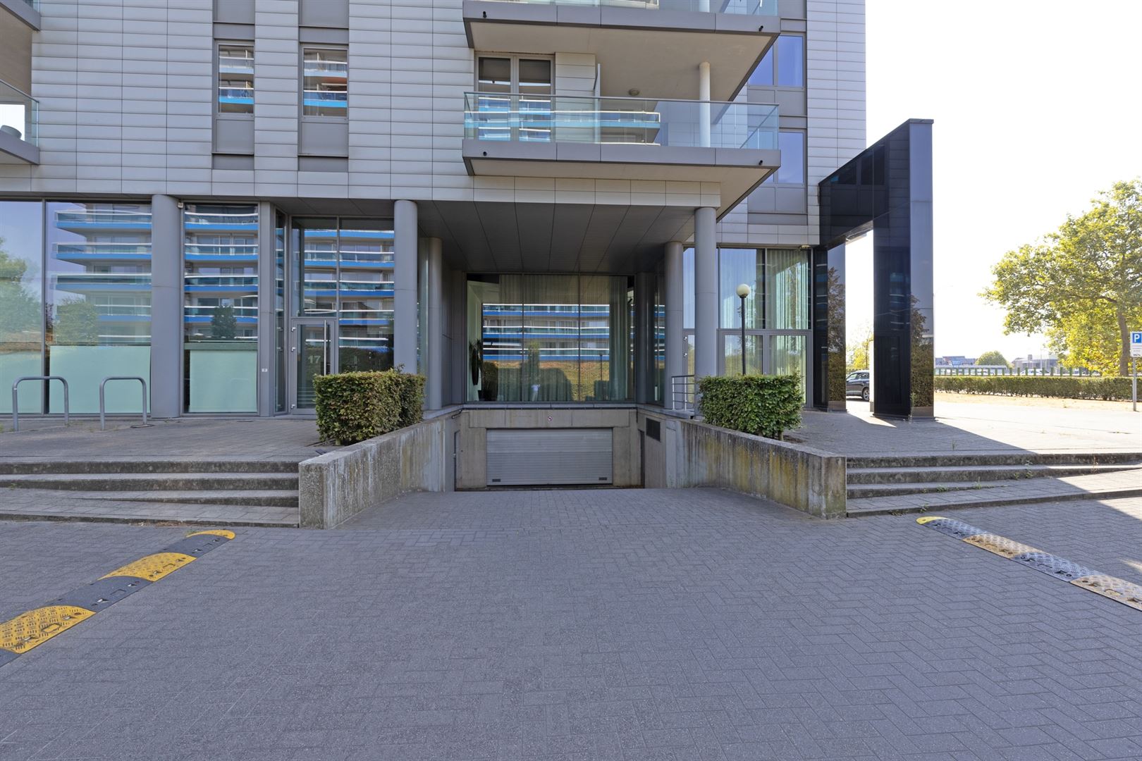 Garage for sale in Hasselt