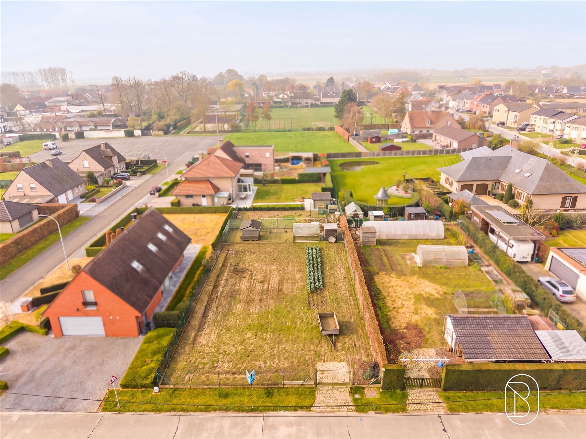 Bouwgrond 756m² voor villa, in Outrijve - foto 5
