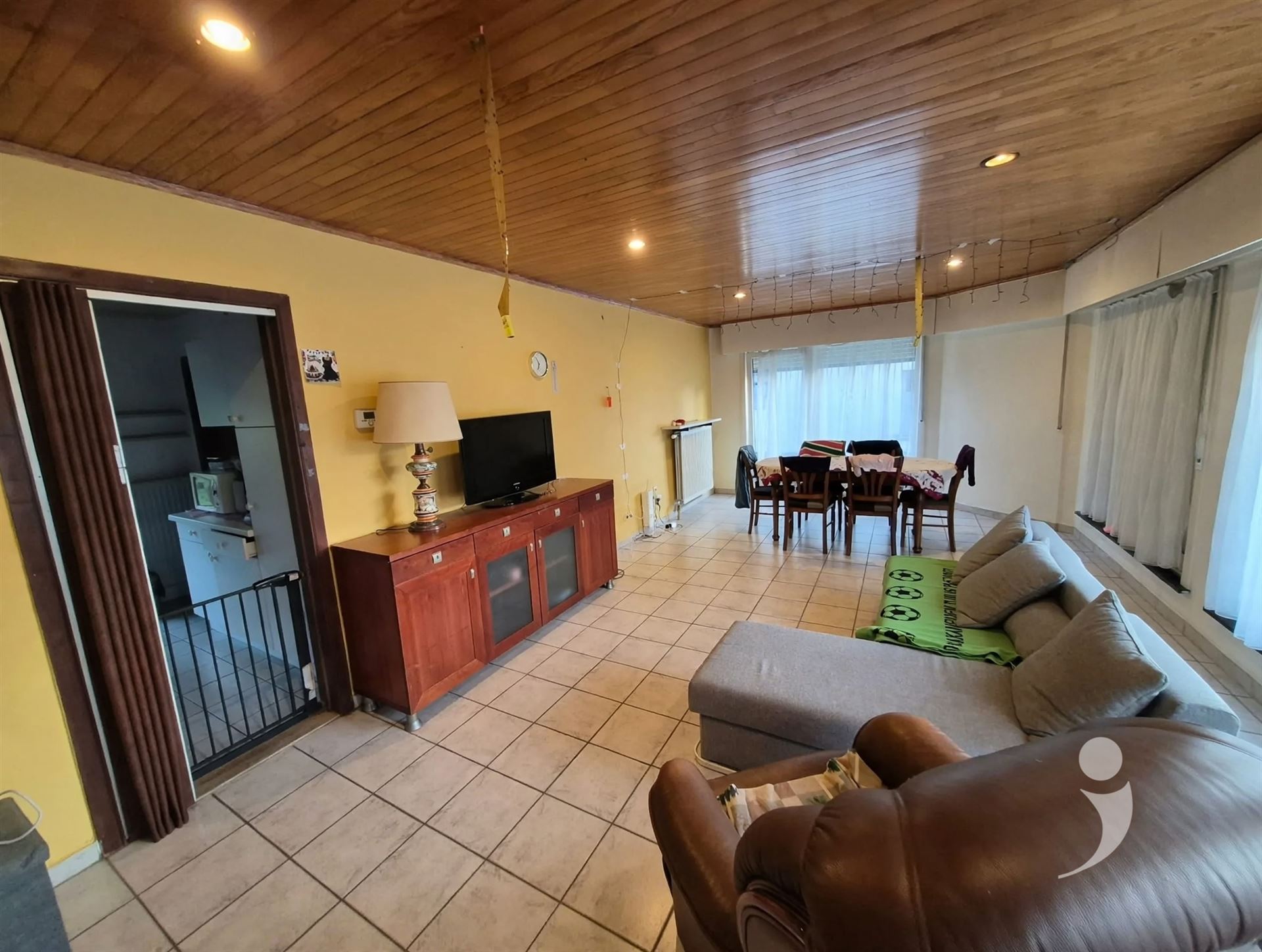 Gezellig 1 slaapkamer appartement op gelijkvloers met garage - foto 5