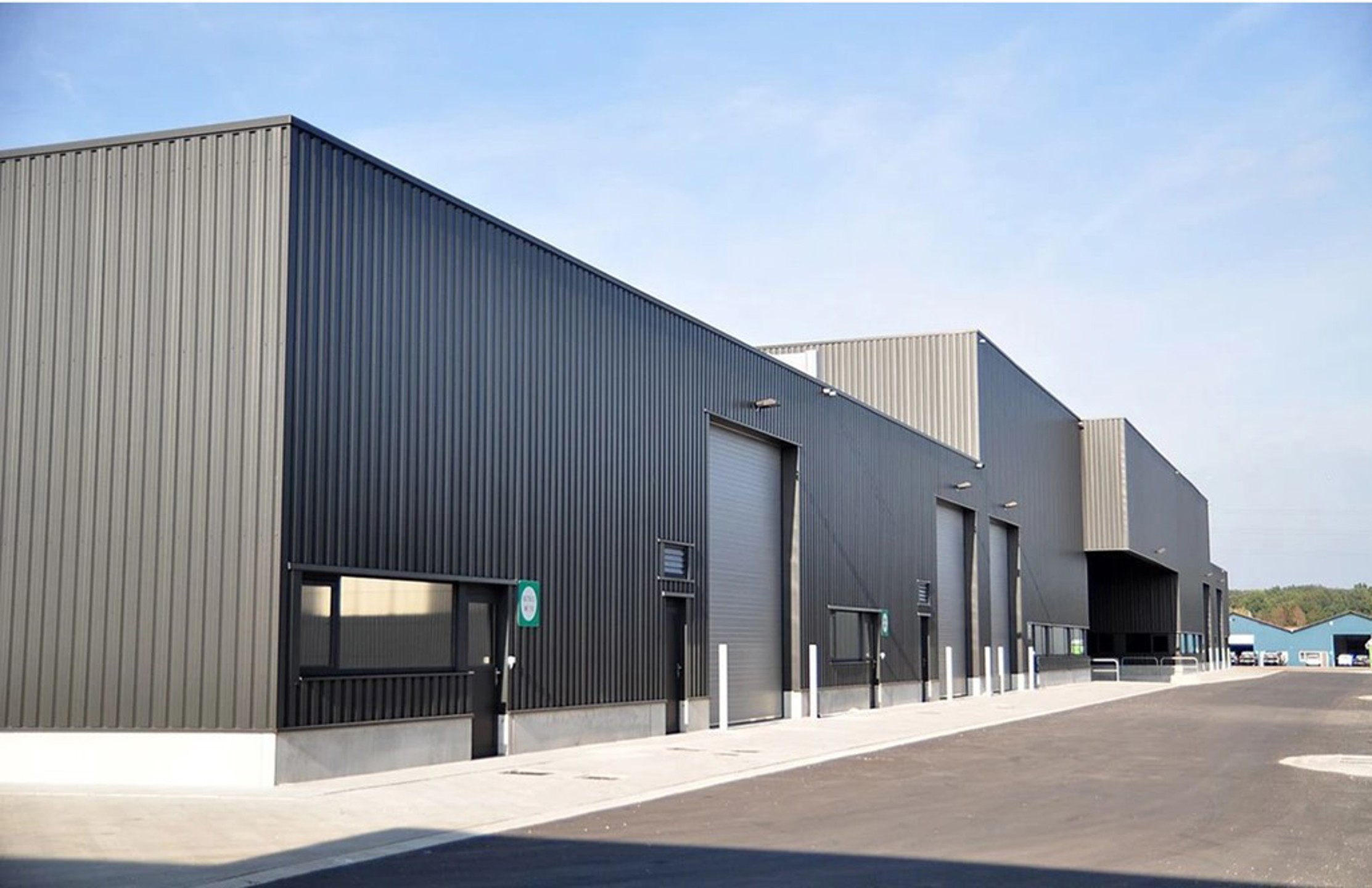 Malle: magazijn 494m² te huur  in de Industriezone van Malle - foto 1