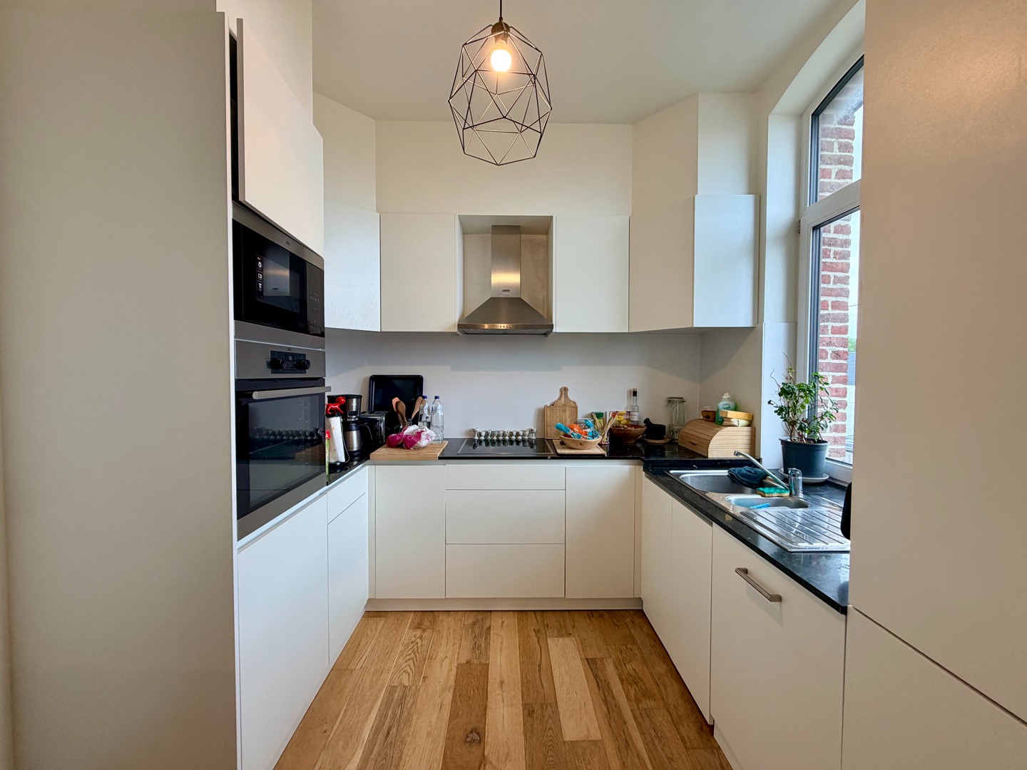 Gerenoveerd duplex-appartement met twee slaapkamers te Ardooie centrum! - foto 5