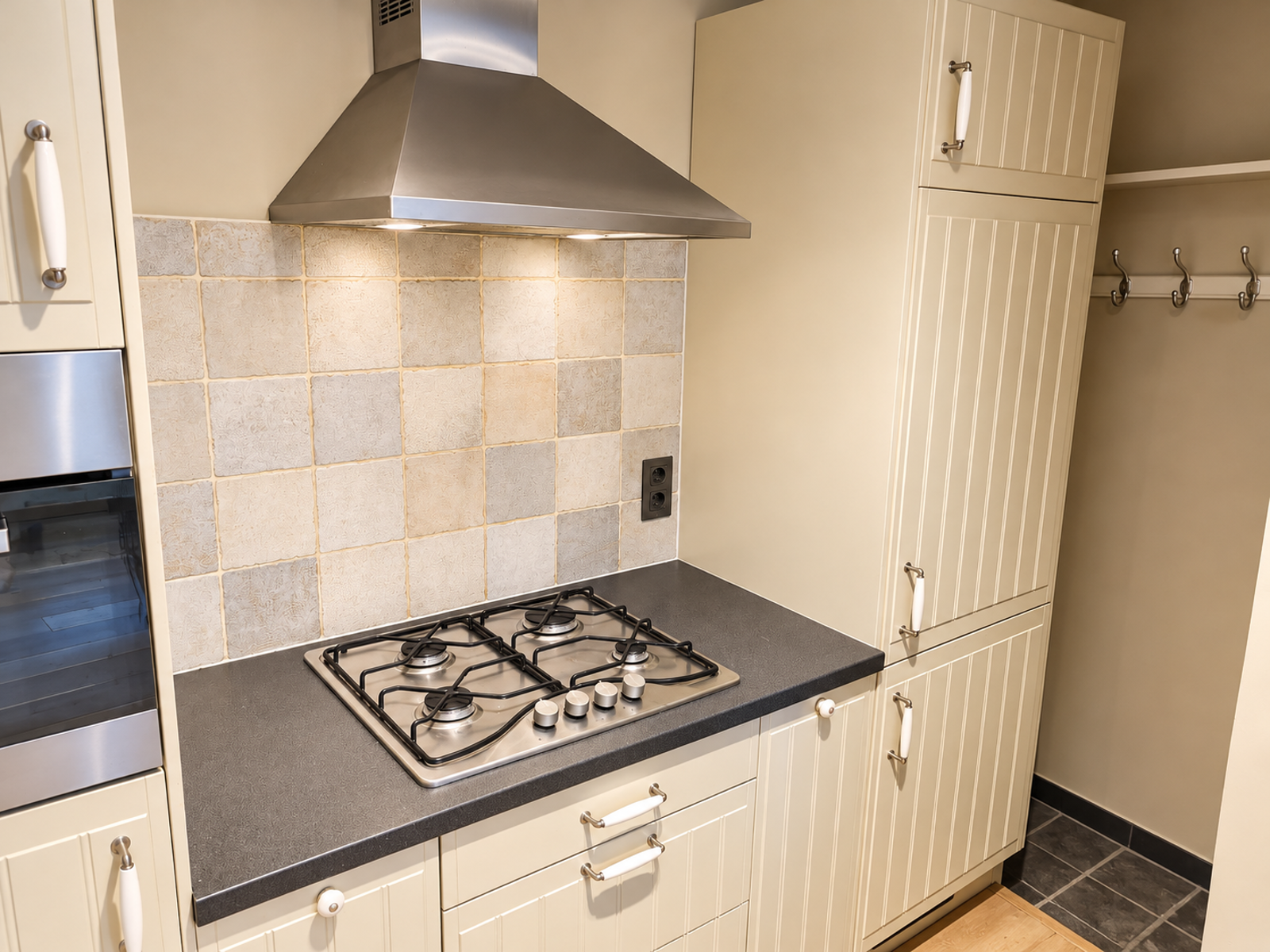 OPBRENGSTEIGENDOM IN CENTRUM GERAARDSBERGEN – € 800/MAAND! - foto 5