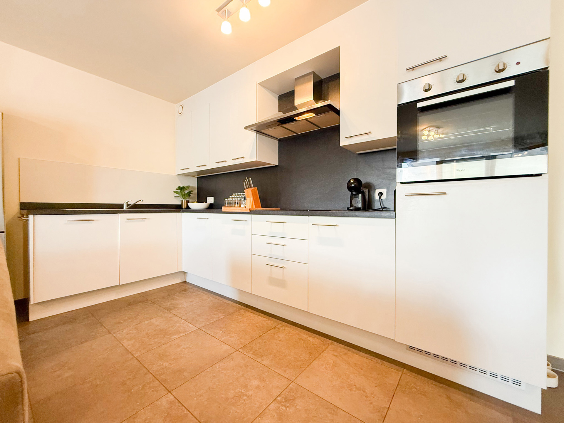 Appartement met autostaanplaats in het centrum van Bornem - foto 4