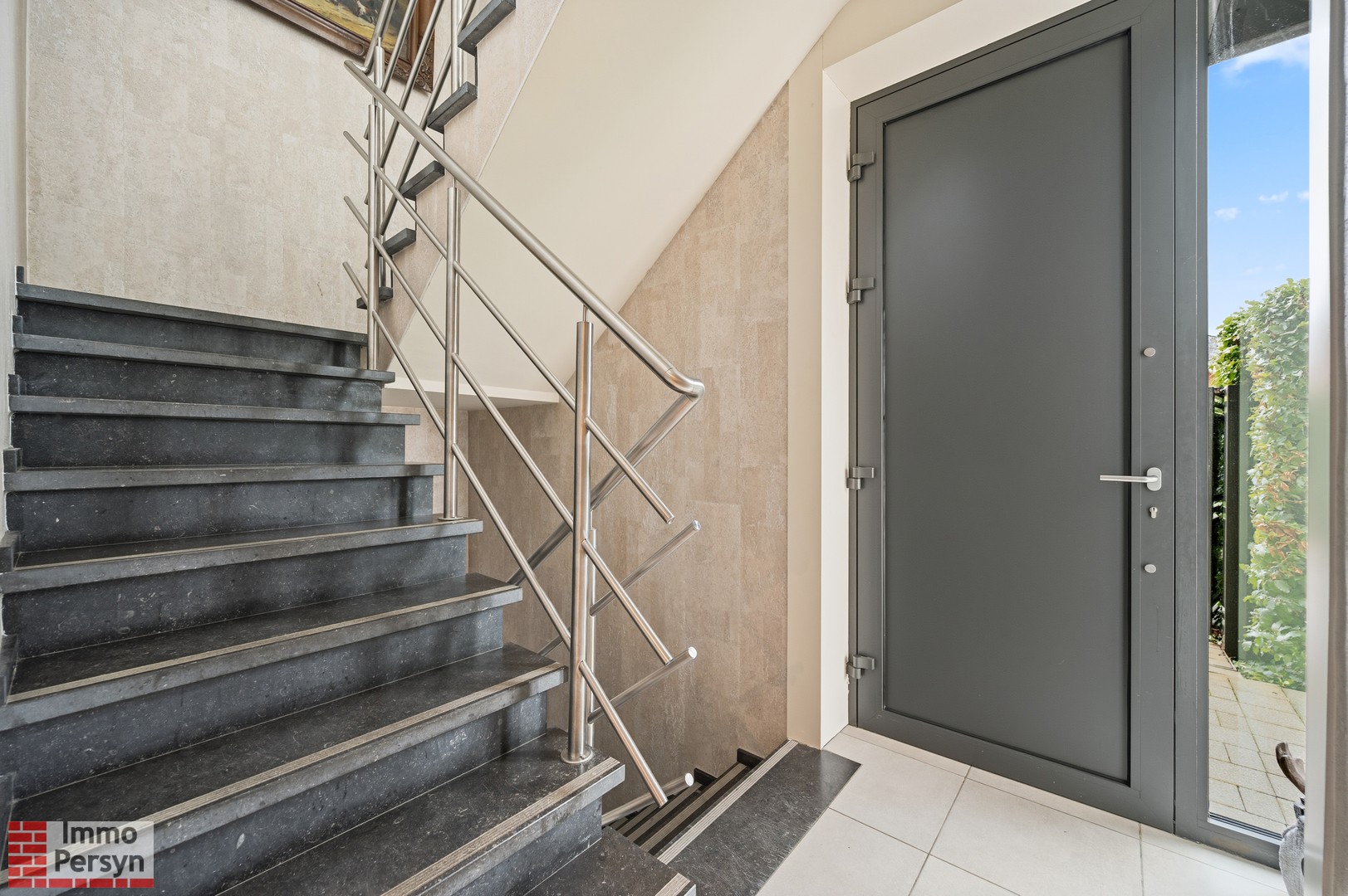 Modern en veelzijdig gebouw met 3 appartementen, rustige tuin en aanpalend perceel te Bekkevoort - foto 4