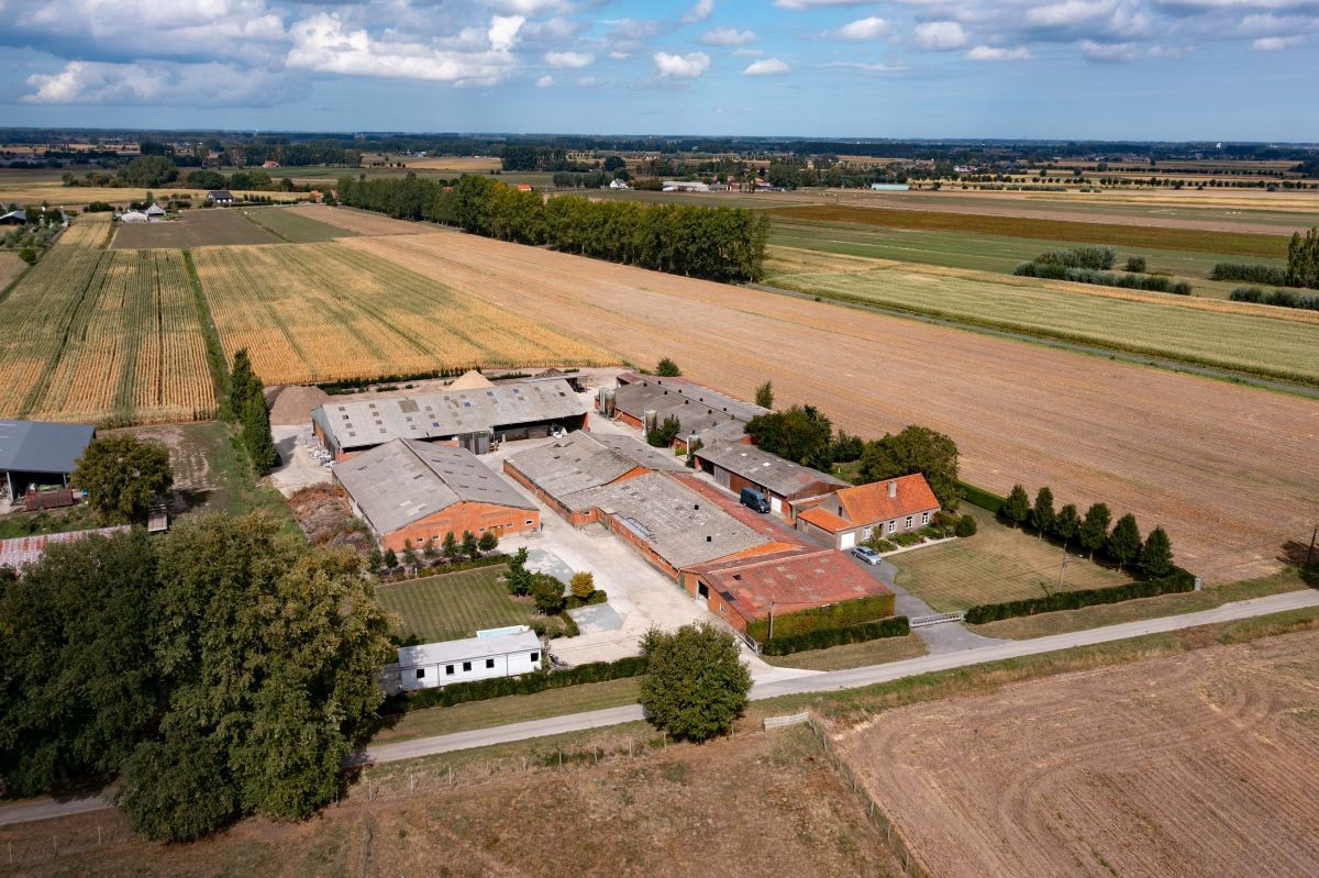 Hoeve op 4,13 ha te koop te Kaprijke - foto 1