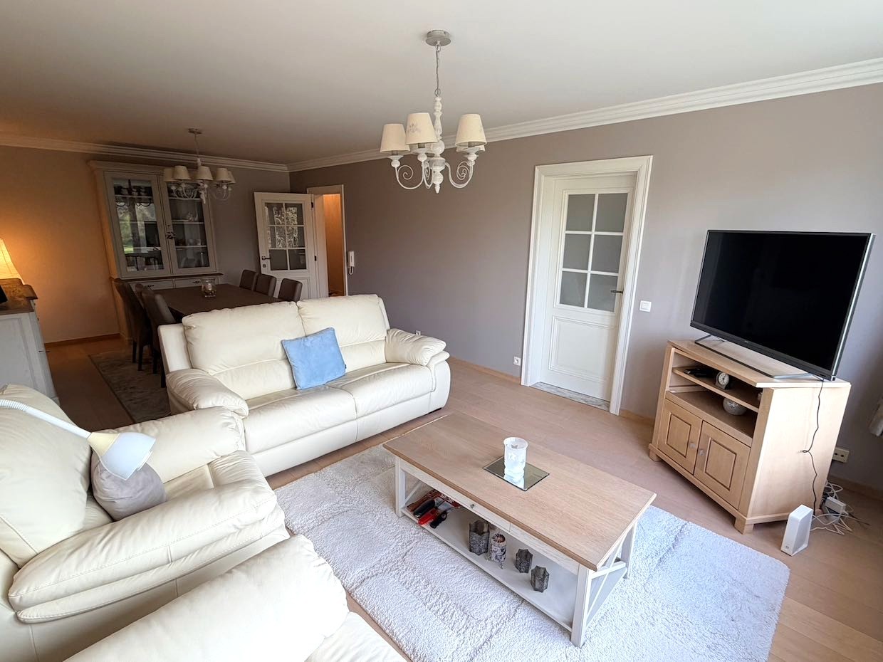 Instapklaar, prachtig gerenoveerd 2-slaapkamerappartement MET garagebox - foto 5