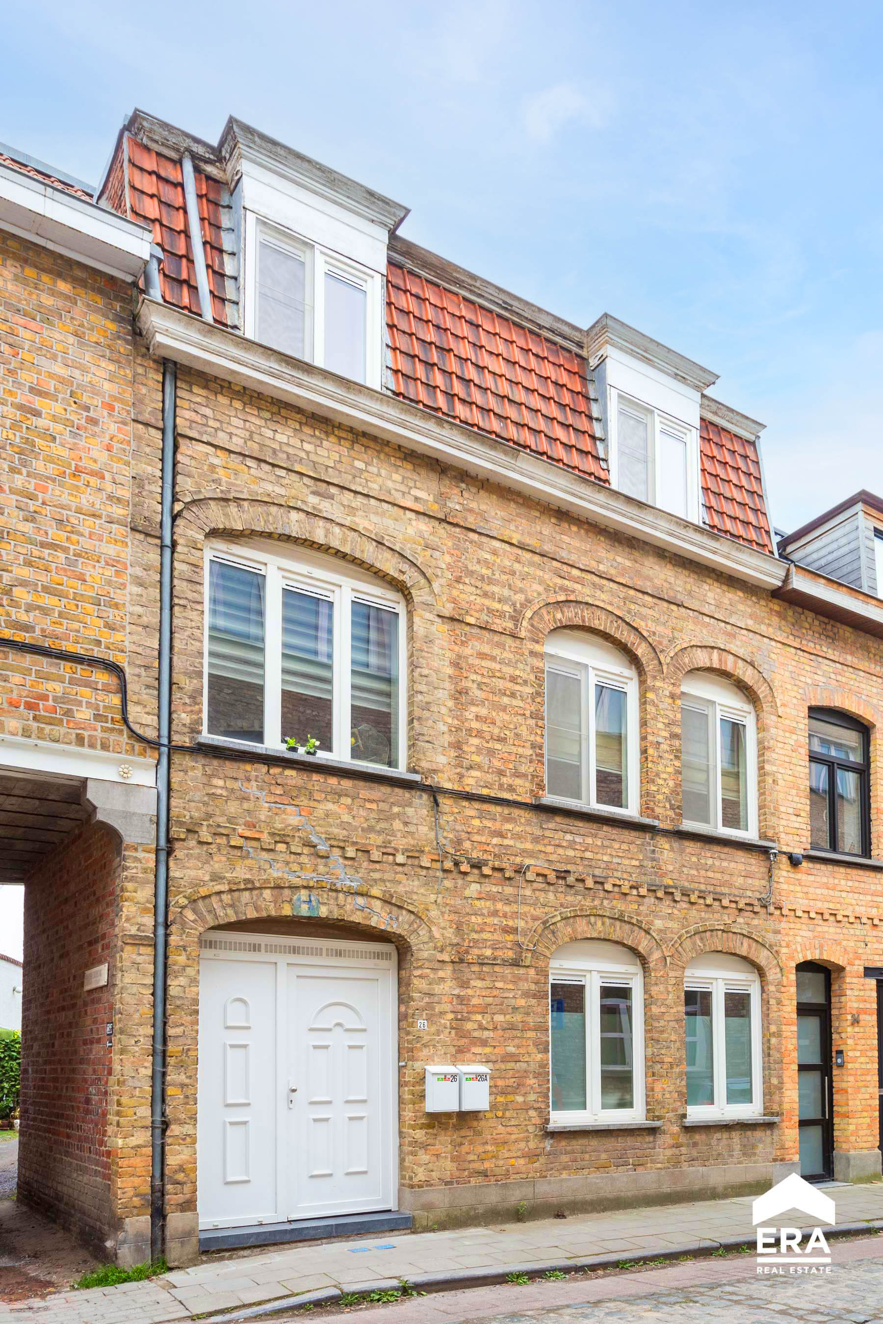 Opbrengsteigendom te koop in Ieper - foto 1