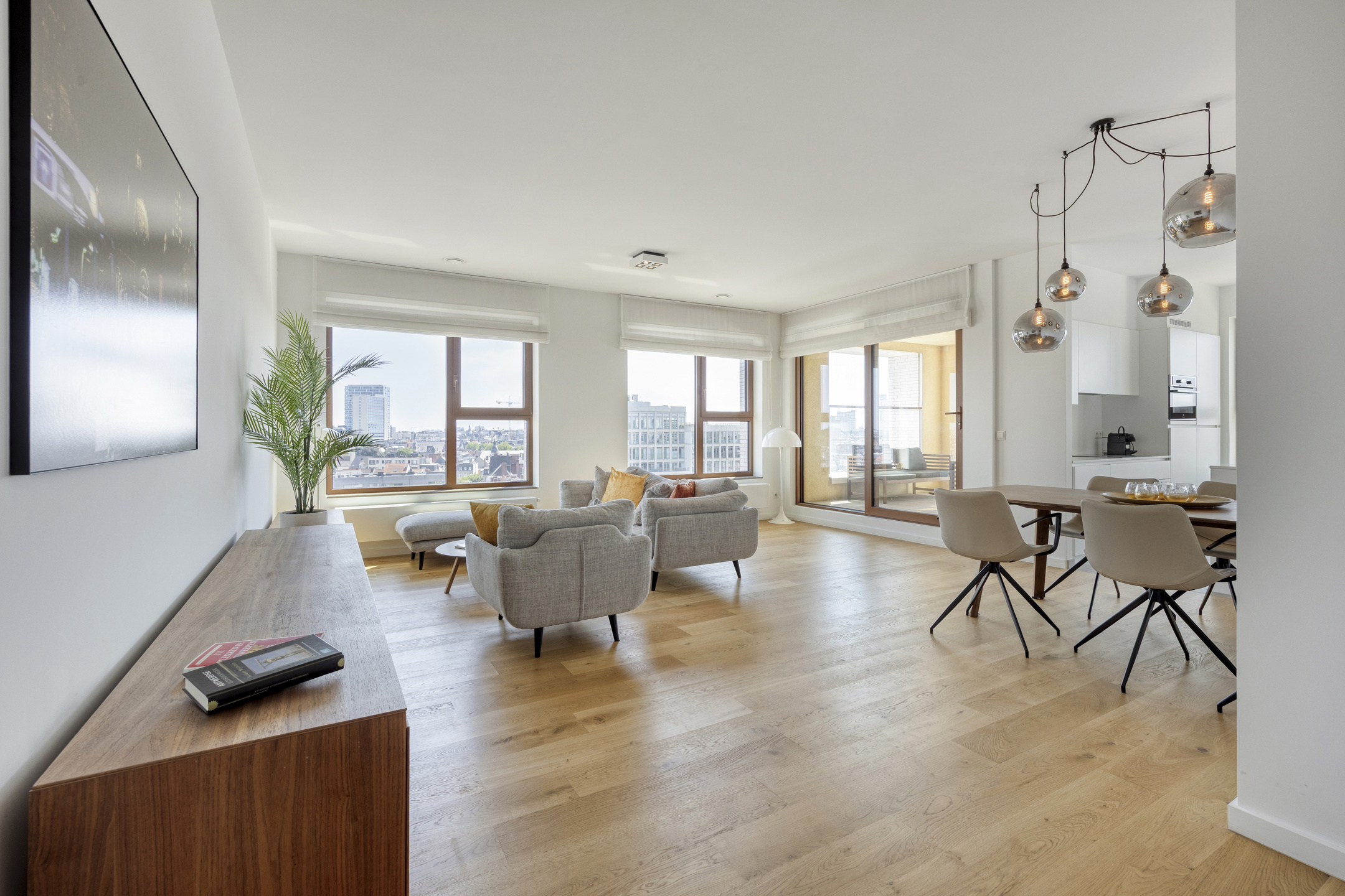 Exclusief hoekappartement met prachtig zicht over Antwerpen. - foto 4