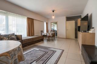 [[ DIT PAND NEEMT DEEL AAN DE ERA OPEN HUIZEN DAG OP 6/12 VAN 13:00 TOT 14:00 ]] je een uitstekend gelegen en instapklaar gelijkvloers appartement...