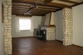 Deze woning is gelegen op een prachtige, rustige locatie te Hoegaarden, aan het begin van een veldweg en toch op wandelafstand van het centrum van...