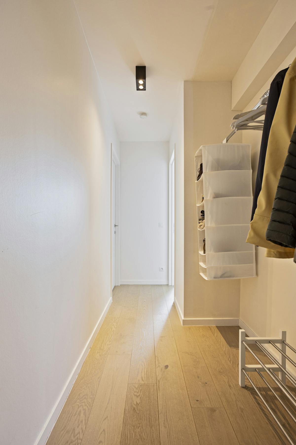 Appartement avec garage à louer à Furnes. - photo 3