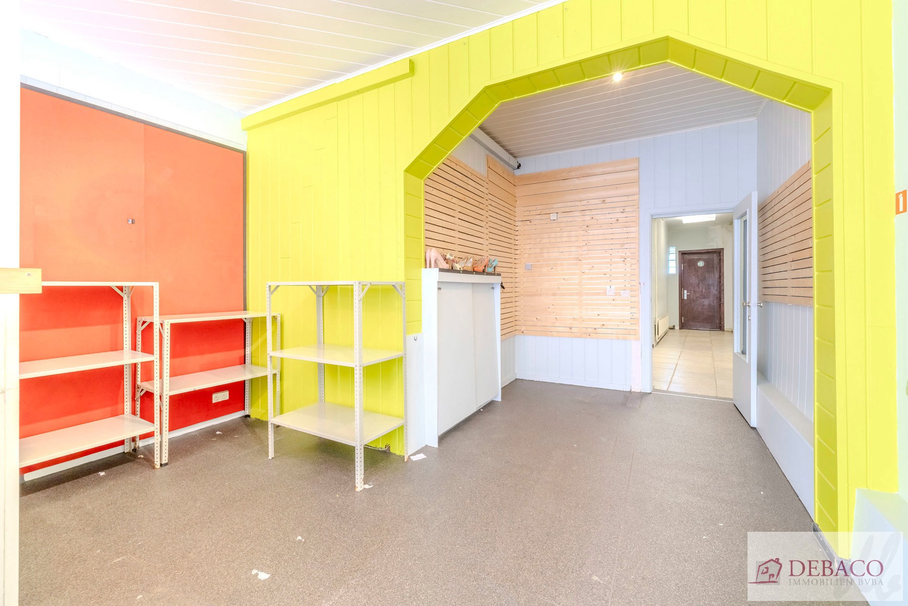 Commercieel gelijkvloers met duplex appartement in Herenthout! - foto 4