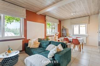 Voor meer info en foto’s, surf naar www.swevers.be – Vlakbij het centrum van Herk-de-Stad vind je deze verrassend ruime en instapklare halfopen...