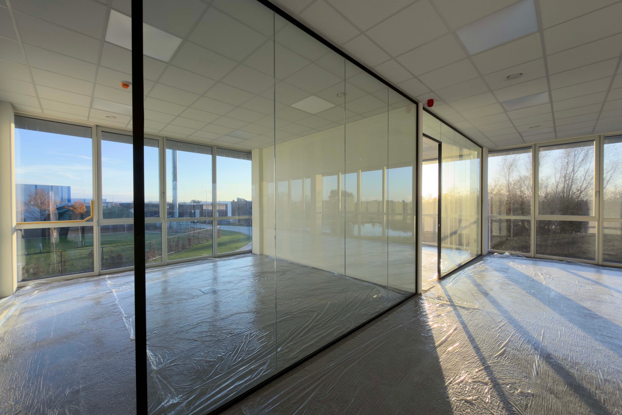 Kantoorruimte (255m²) met magazijn (835m²) te huur in Deinze - foto 5