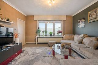 Ontdek deze veelzijdige eigendom (momenteel verhuurd) met een ruim bijgebouw welke ideaal is voor zelfstandigen, hobbyisten of wie nood heeft...